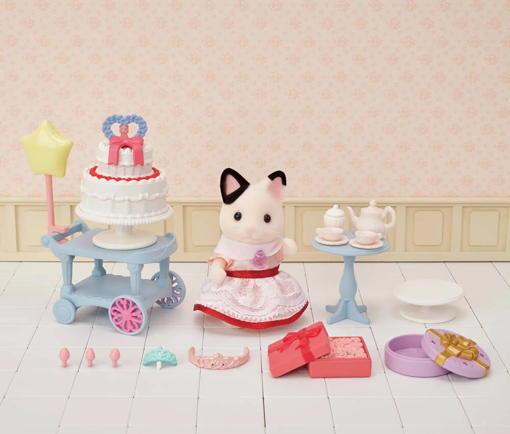 LA FILLE CHAT BICOLORE ET SON GOUTER D’ANNIVERSAIRE - SYLVANIAN PERSONNAGES ET TENUES
