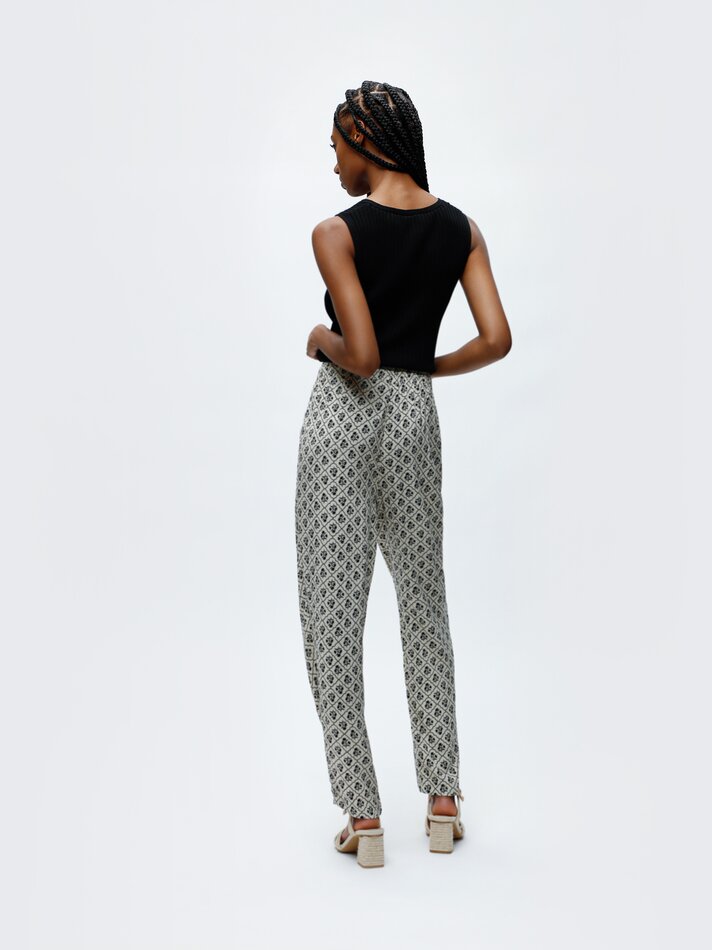 Calças fluidas estampadas - Cru claro