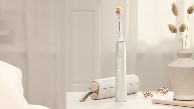 Philips Sonicare Prestige 9900 elektrisk tandbørste HX999211 (champagne)