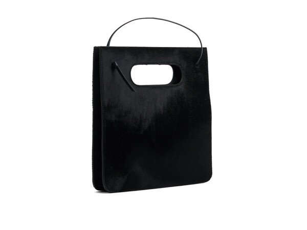Simply Plus S pony black