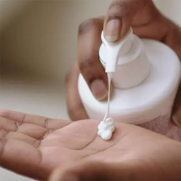 Loção Unificadora Ultra-Hidratante Topicrem MELA FPS 15 500ml