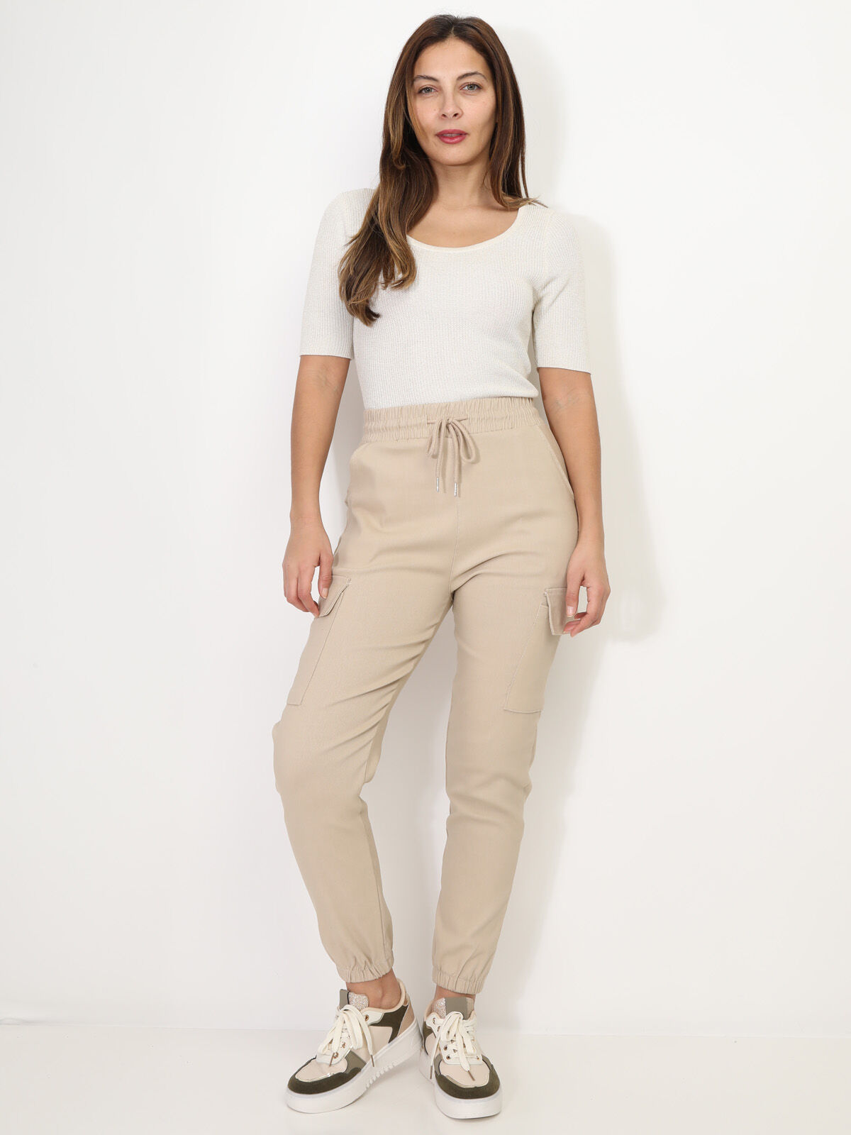 Pantalon cargo style jogging- Beige