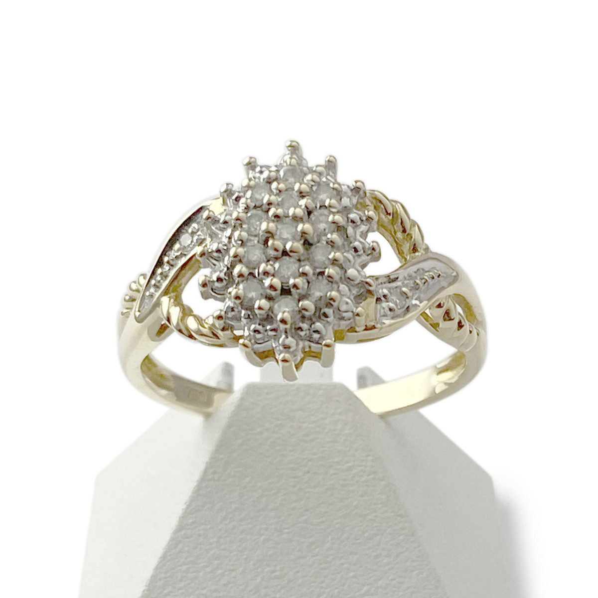 Bague d'occasion or 750 2 tons diamants