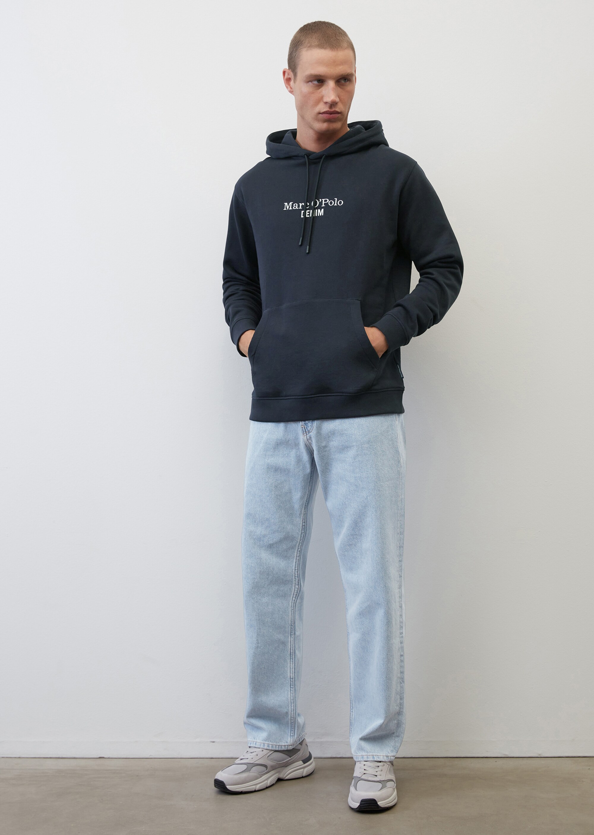 Kapuzen-Sweatshirt relaxed aus reiner Bio-Baumwolle