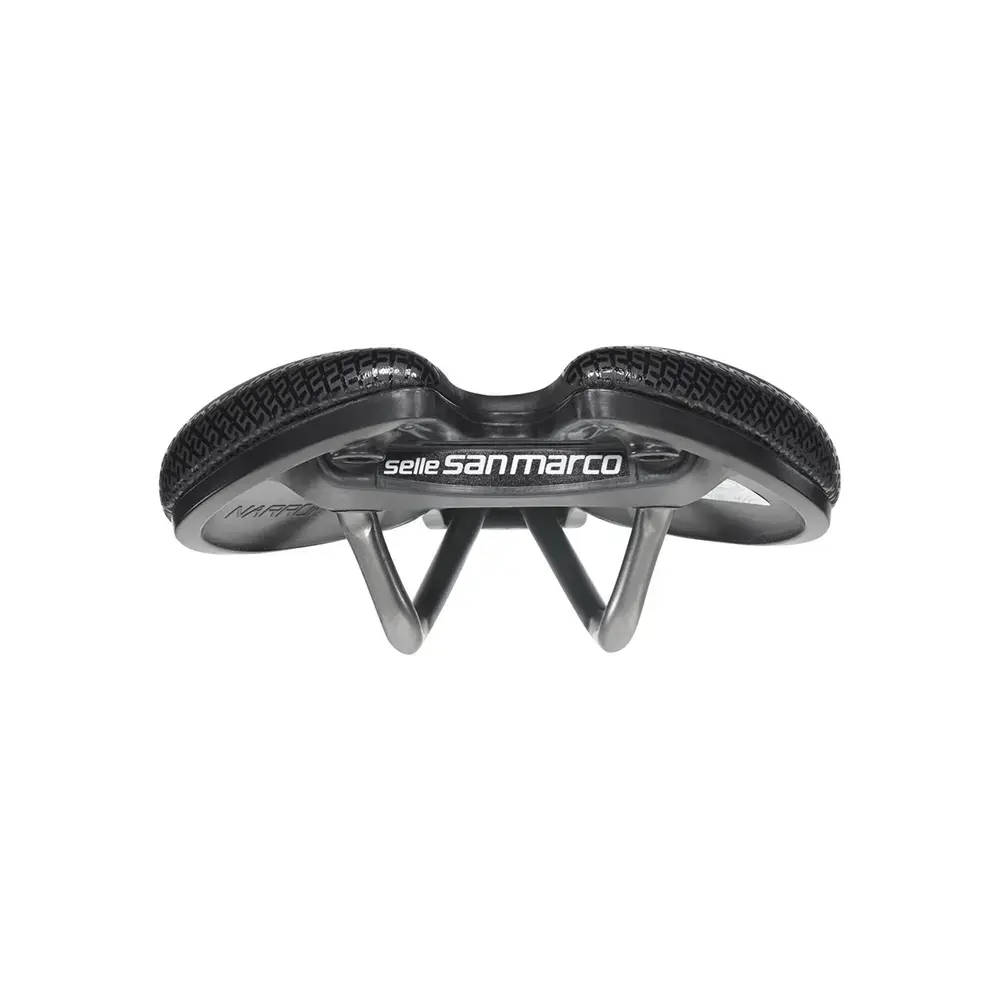 San Marco Aspide Short Supercomfort Wide Zadel Zwart