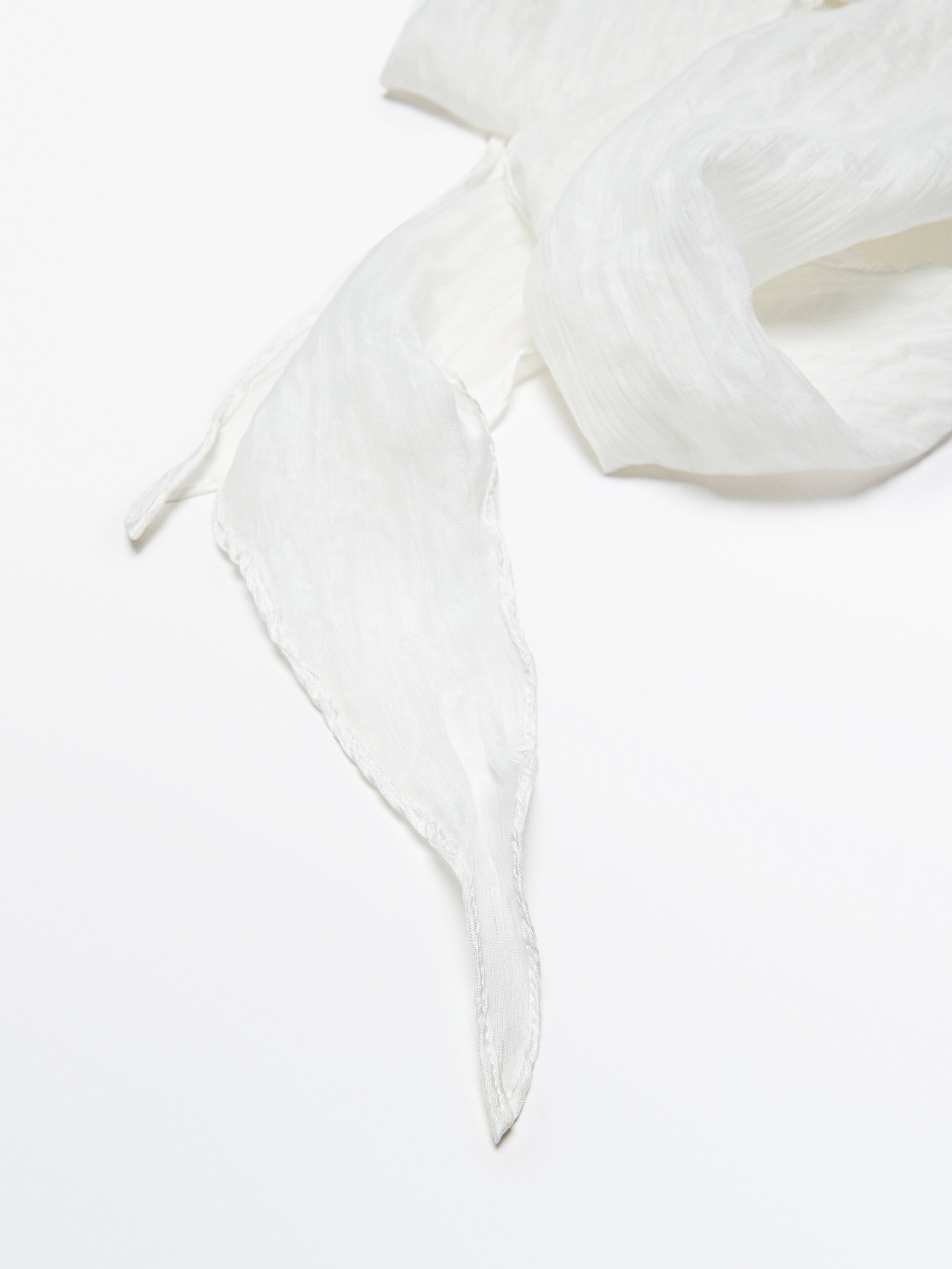 Fuller de seda redondo - BLANCO
