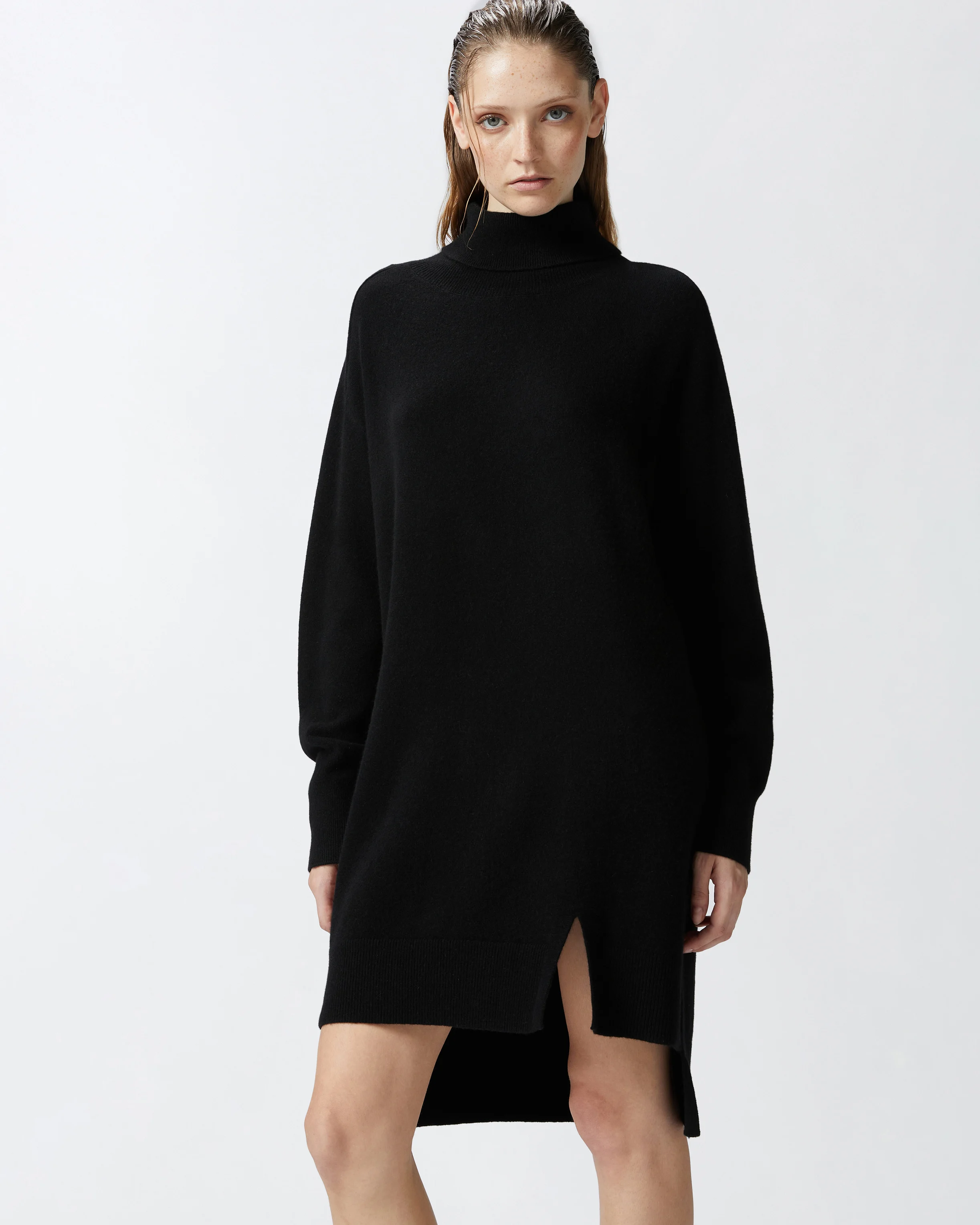 Robe à col roulé mélangé fendue sur le devant | Noir