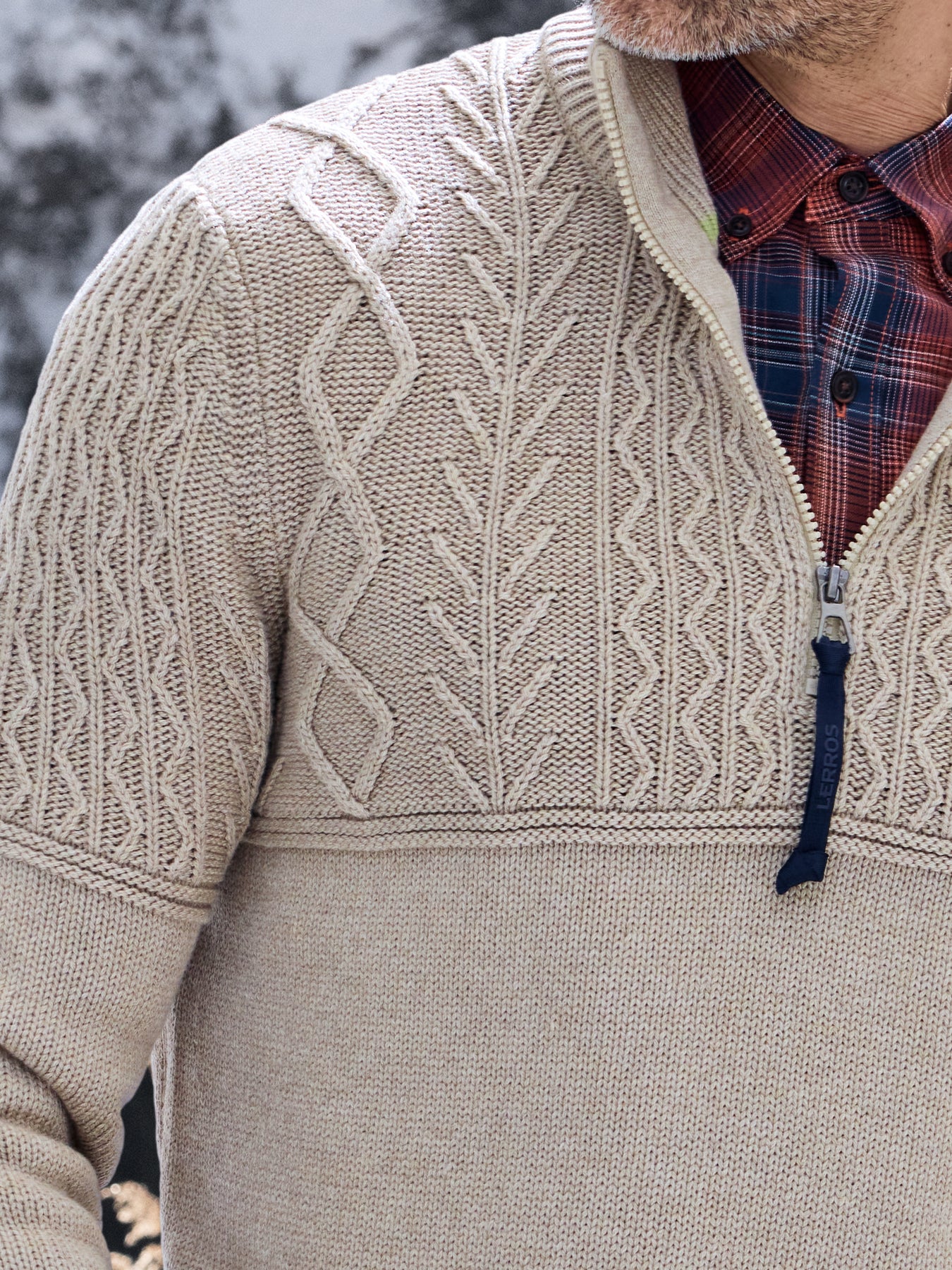 Stricktroyer mit Cable-Muster