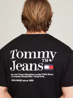 Camiseta moderna com logo nas costas