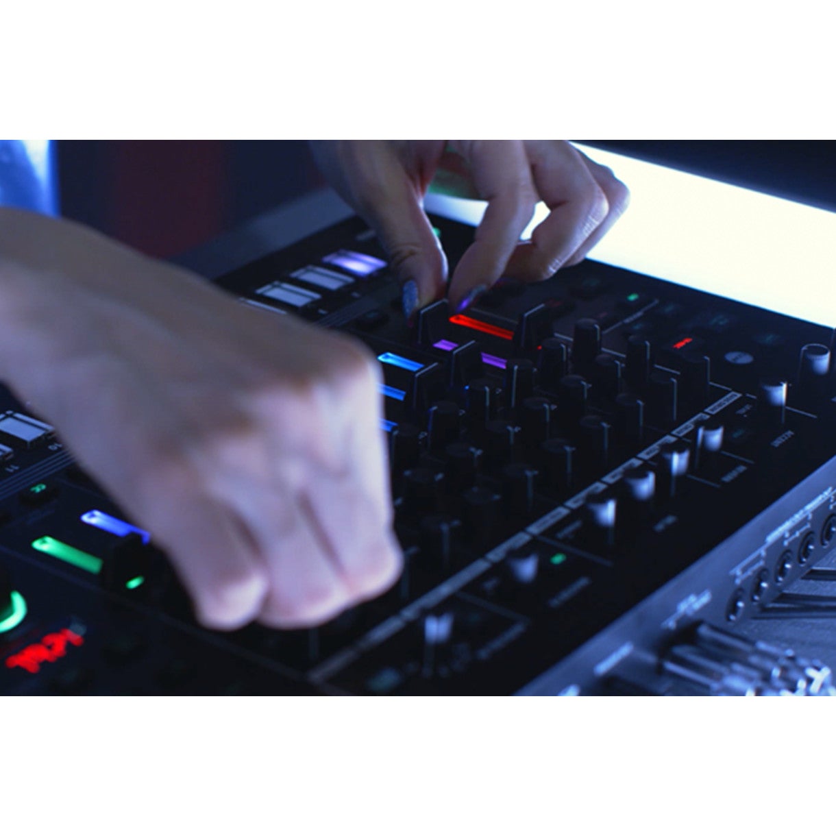 Roland TR-8S AIRA Rhythm Performer drumcomputer