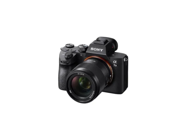 Sony SEL35F18F - Vidvinkel objektiv - 35 mm - f/1.8 FE - Sony E-mount - for Cinema Line; a VLOGCAM; a1; a1 II; a6700; a7 IV; a7C; a7C II; a7CR; a7R V; a7s III; a9 III