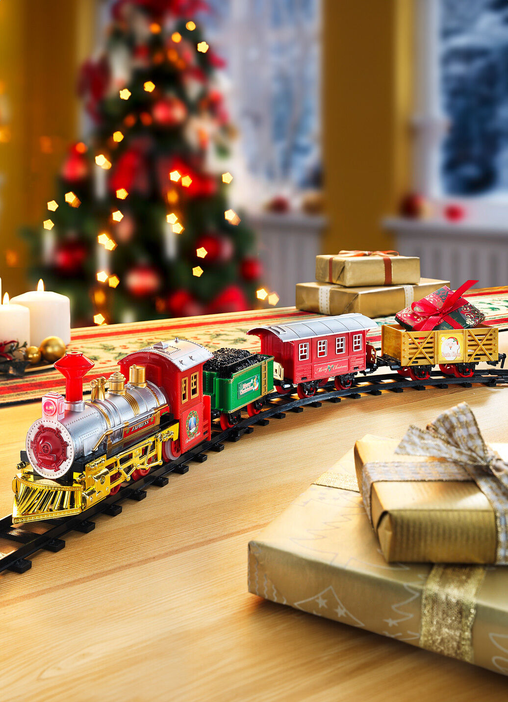 Elektrischer Weihnachtszug mit  LED-Beleuchtung