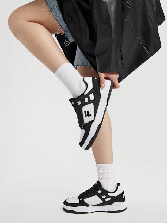FILA Sneaker