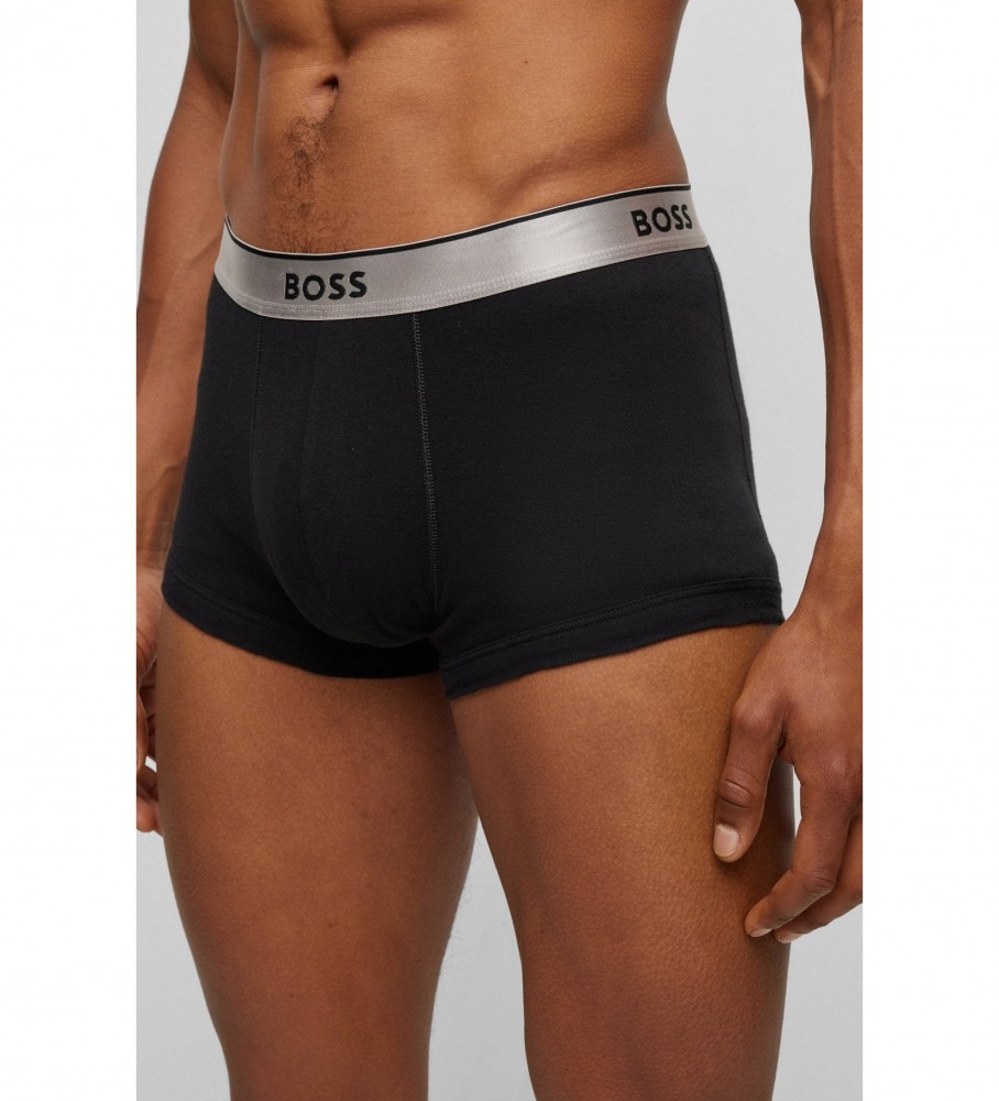 Pacote com 2 cuecas boxer BOSS, vermelhas e pretas.