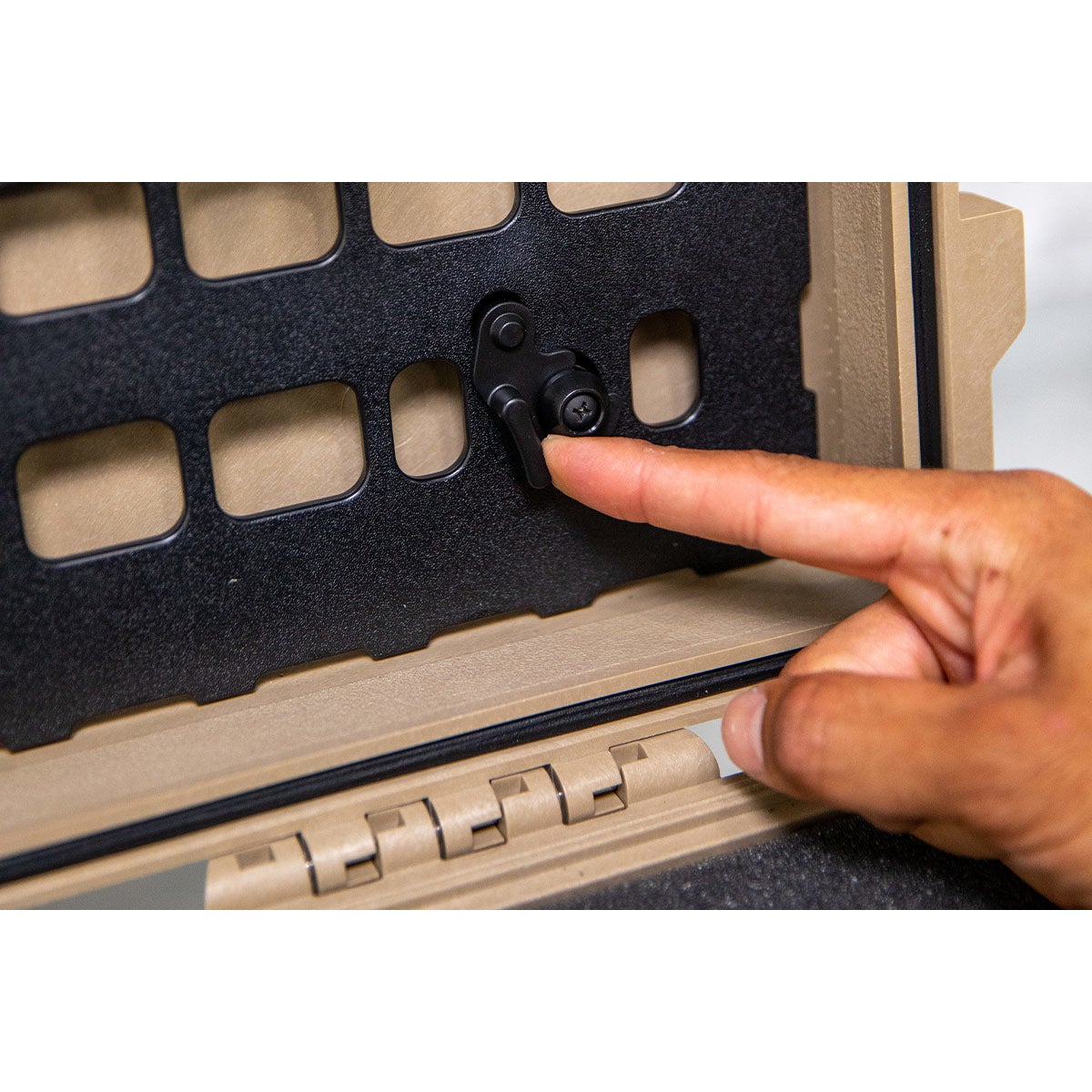 Peli 1560MP EZ Click MOLLE paneel voor 1560 Protector Case