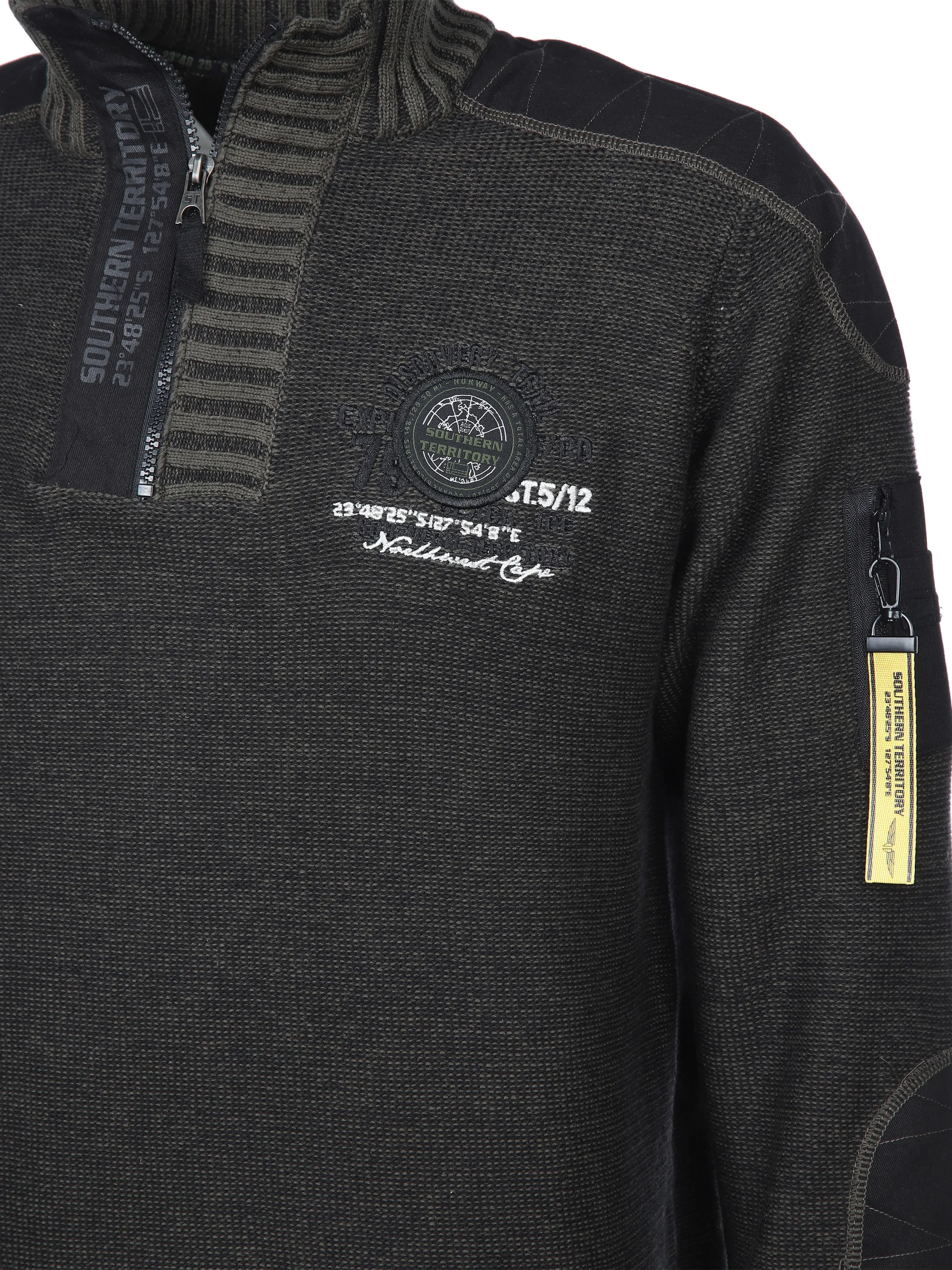 Herren Stricktroyer mit vielen Details