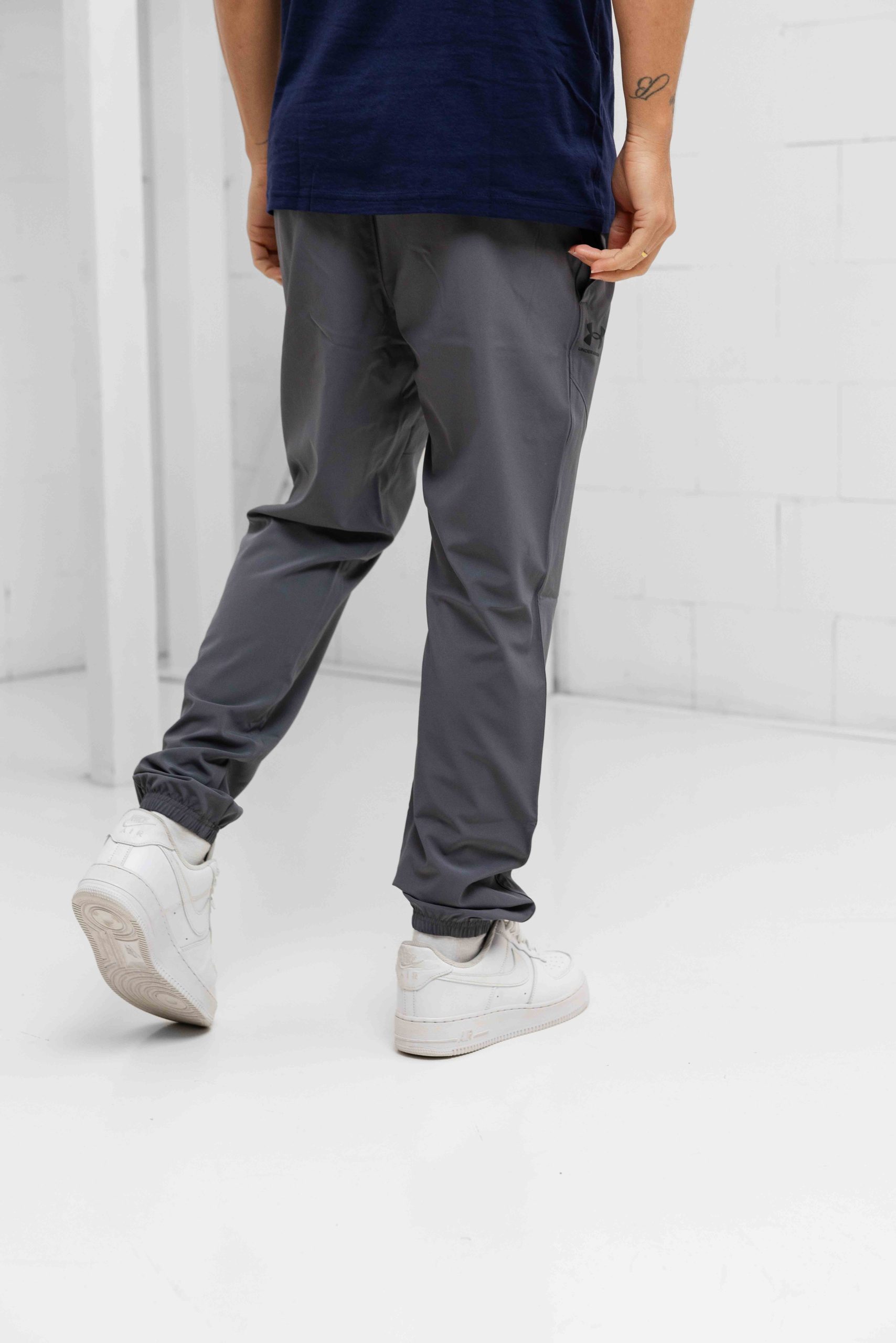 Under Armour Vibe Woven Trainingsbroek Heren Grijs