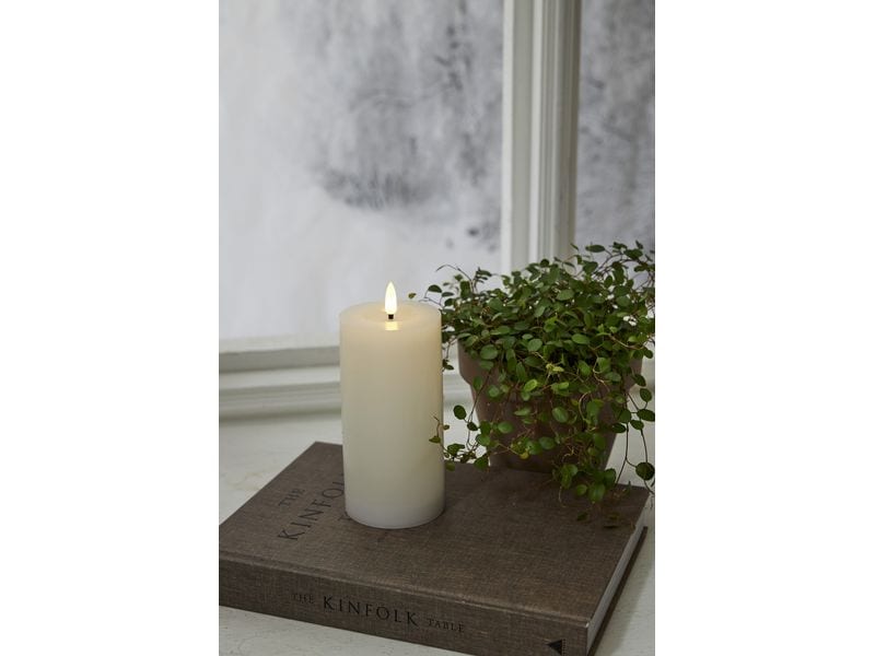 Star Trading LED-Kerze Pillar Flamme Flow Indoor, Weiss, 17 LED-Kerze im Pillar-Design