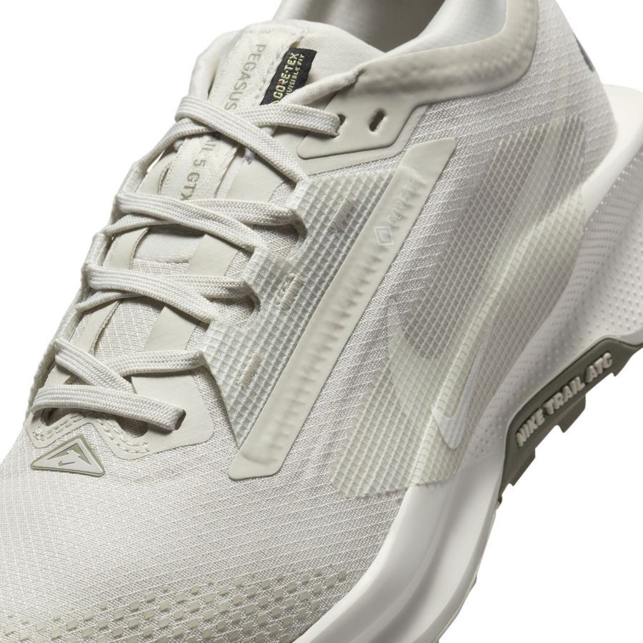 Nike Chaussures de Running Pegasus Trail 5 Gore-Tex - Gris/Blanc Cassé/Vert Femme