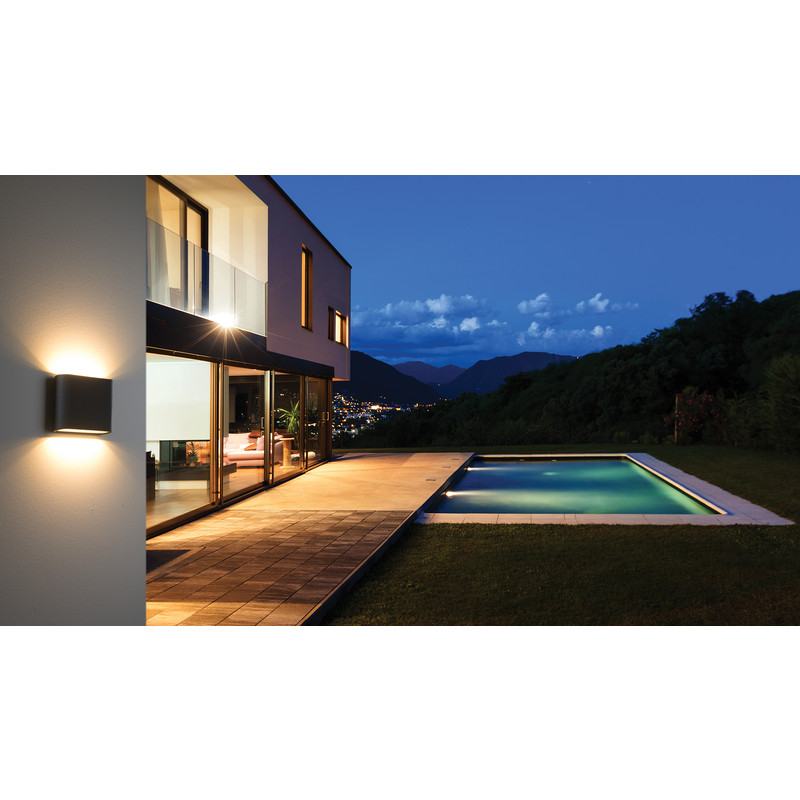 Luceco LED wandlamp IP54 29x90x115mm 10W 400lm 3000K