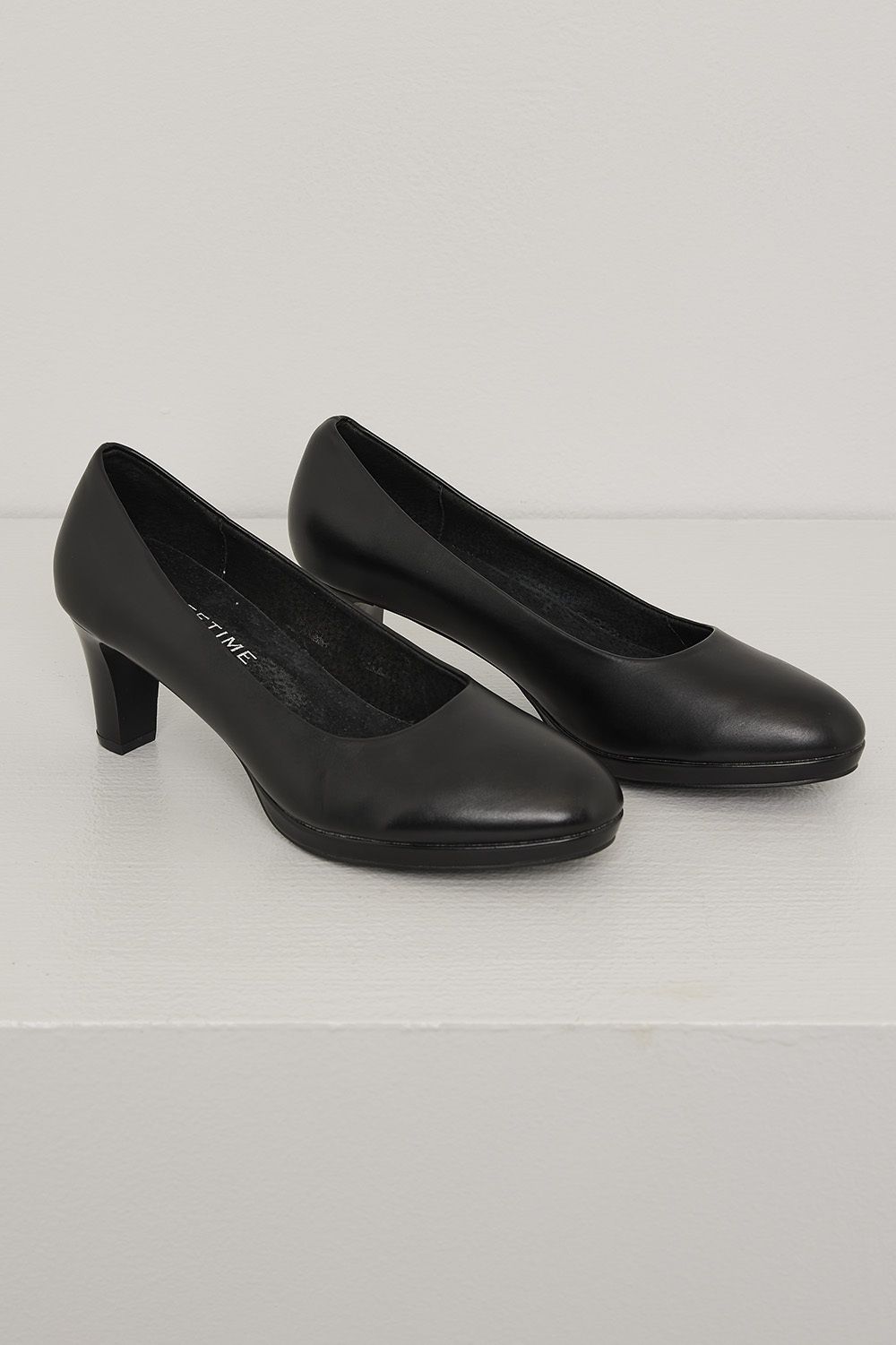 Gina pumps