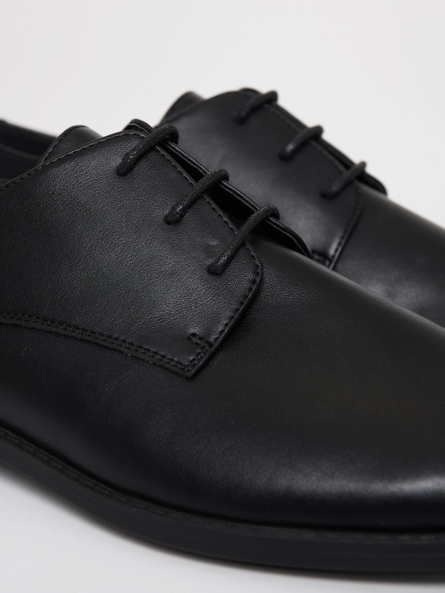 Zwart - Threadbare Derby Shoes