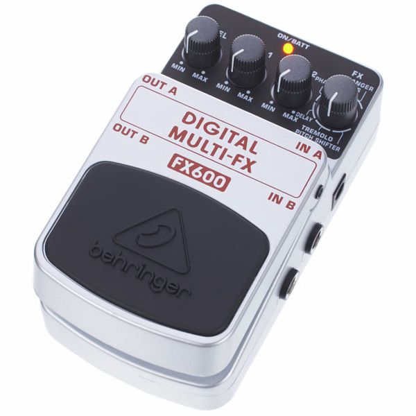 Behringer FX600 digitales Multi Effektpedal