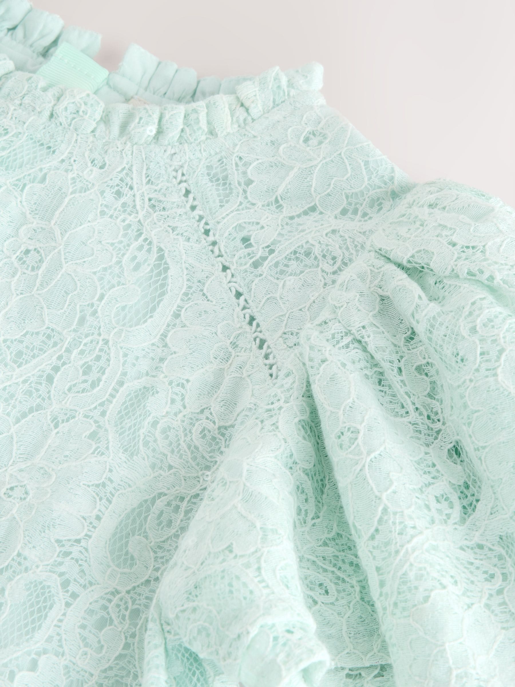 Mintgroen - Baker by Ted Baker Red Sequin Lace Angel Sleeve Dress