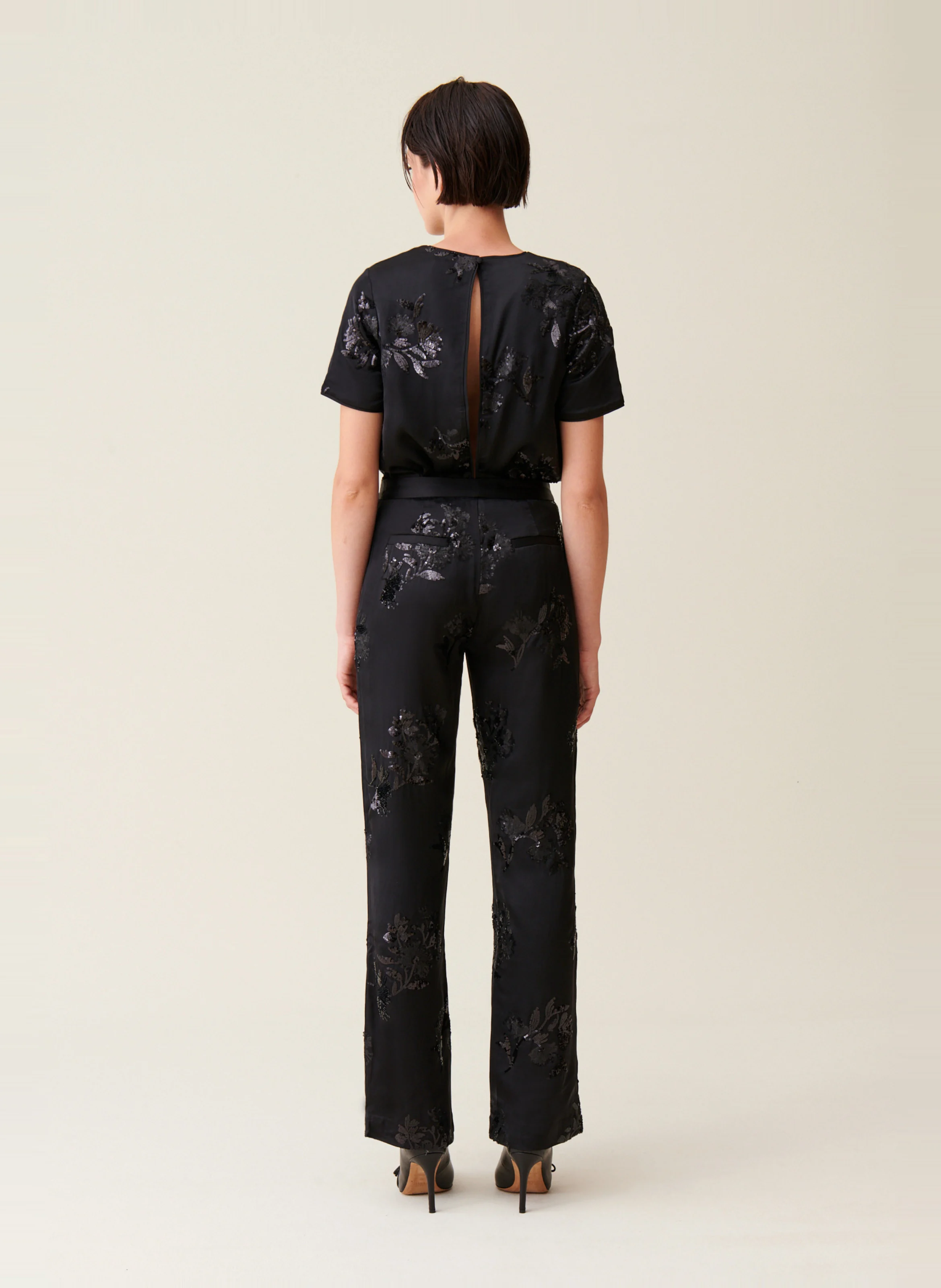 Pantalon droit à sequins brodés | Noir