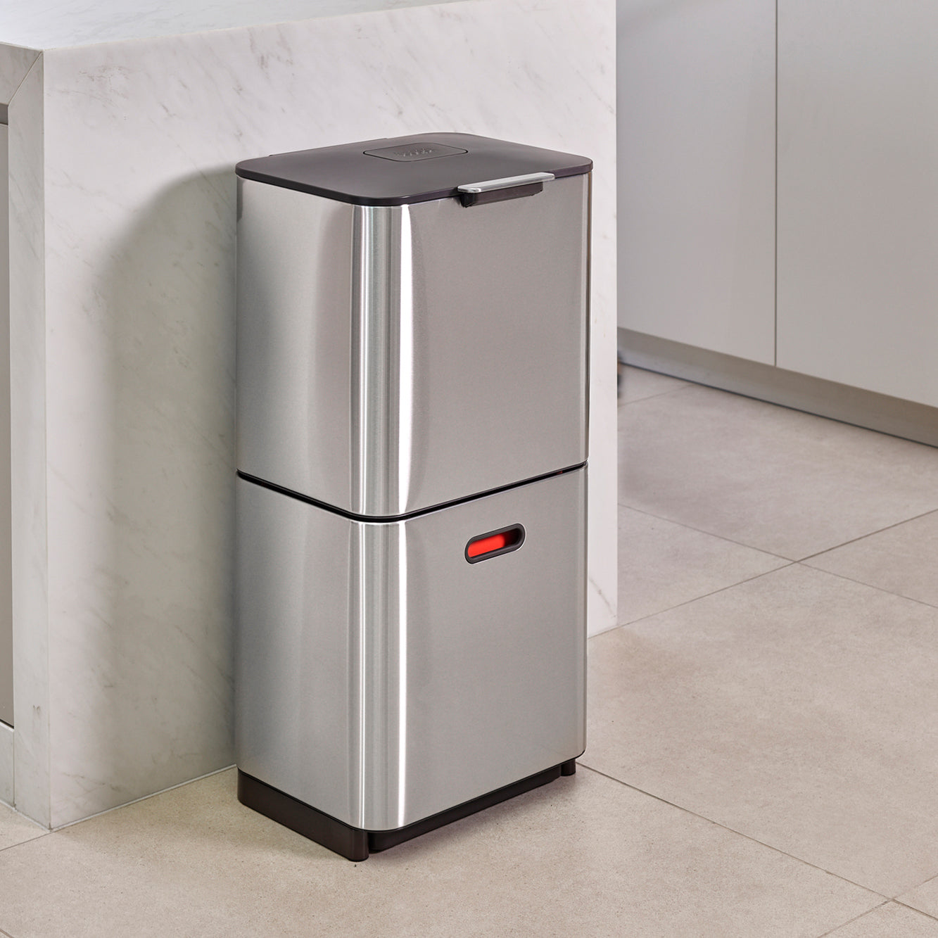 Joseph Joseph Intelligent Waste Afvalemmer Totem Max 60 Liter (30+30 Liter)