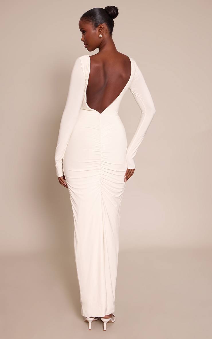 Crème Robe Longue Moulante Froncée À Dos Nu