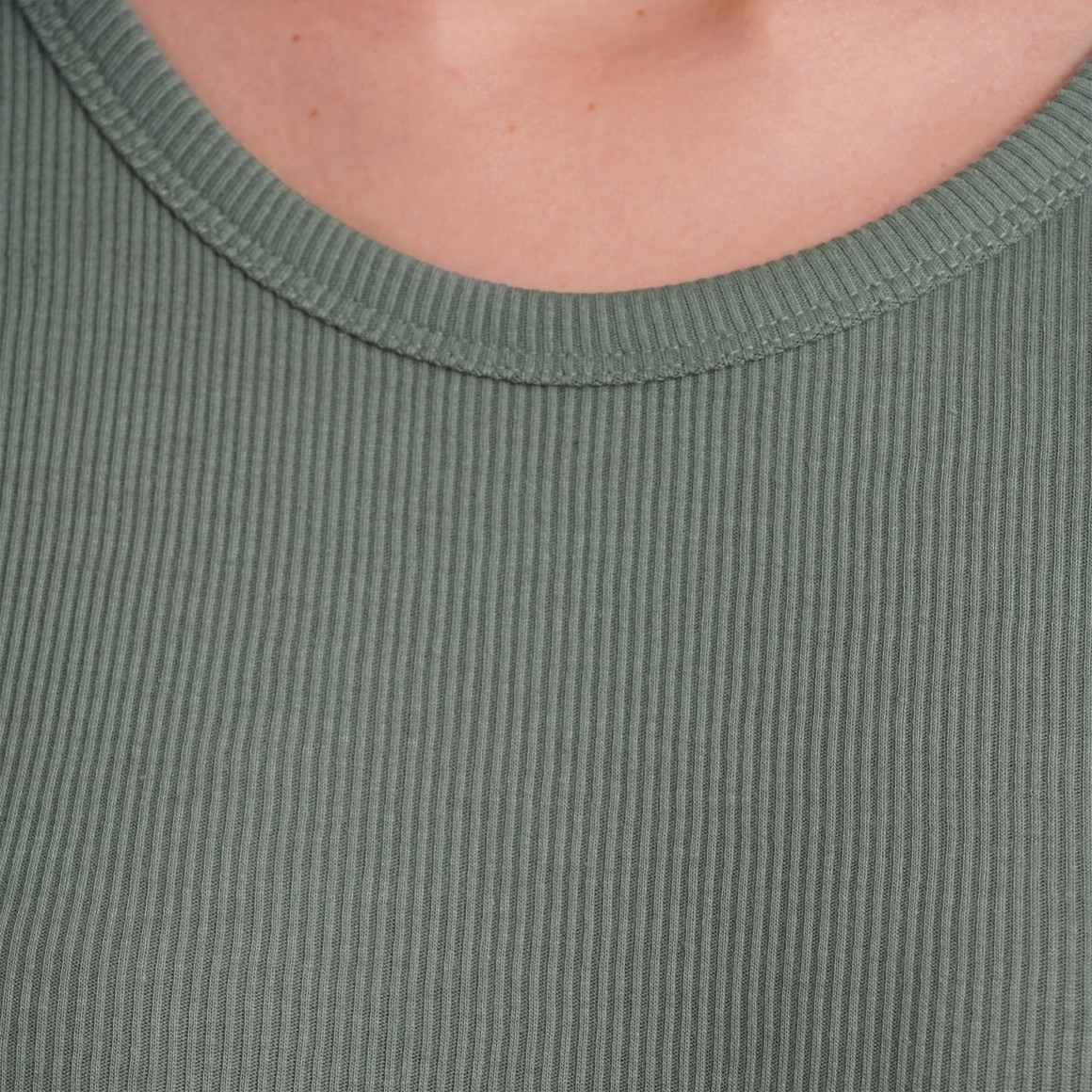 Gina Damen Top mit Ripp-Struktur oliv