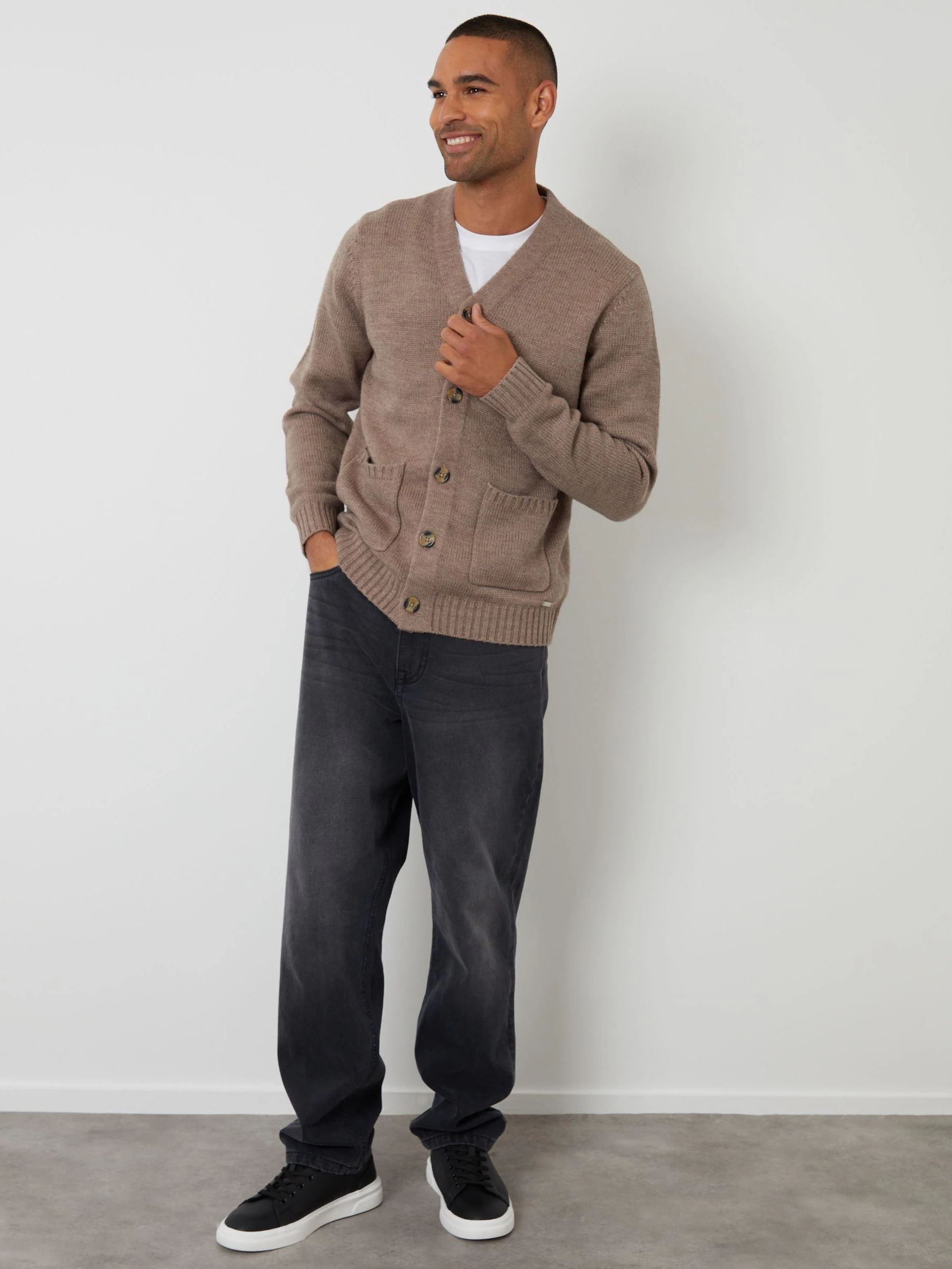 Lichtbruin - Threadbare Knitted V-Neck Cardigan