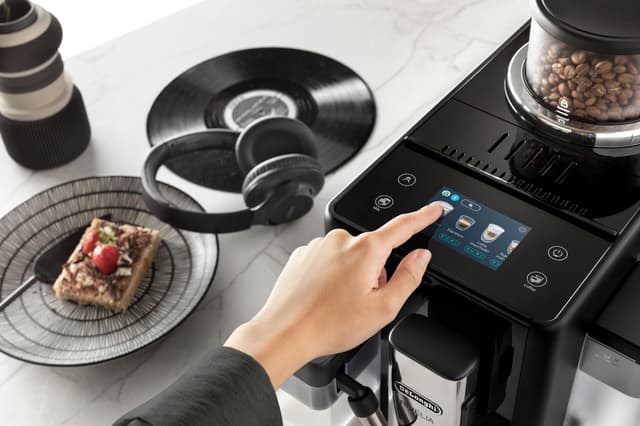 DeLonghi Rivelia EXAM440.55.B kaffemaskine (sort)