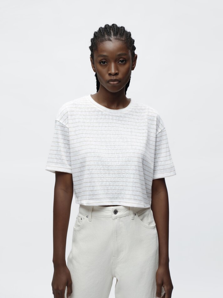Camiseta cropped com efeito linho - Cru/Vigore
