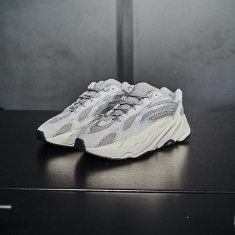 Adidas Yeezy 700 V2 Static - 48h Delivery