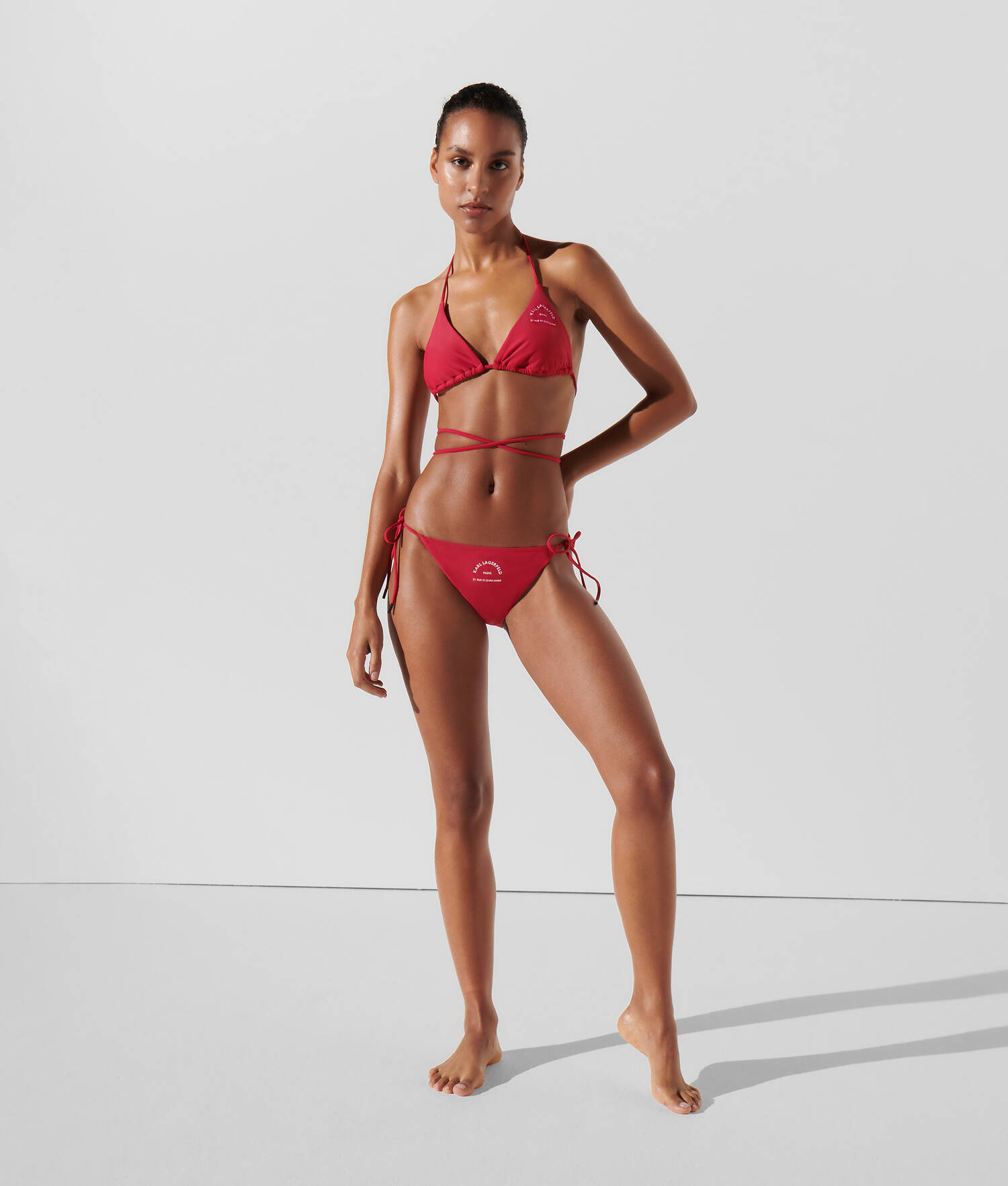 HAUT DE BIKINI TRIANGLE CROISÉ RUE ST-GUILLAUME