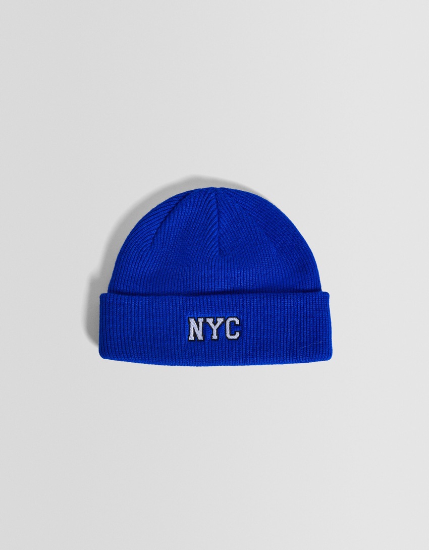 Gorro universitário curto