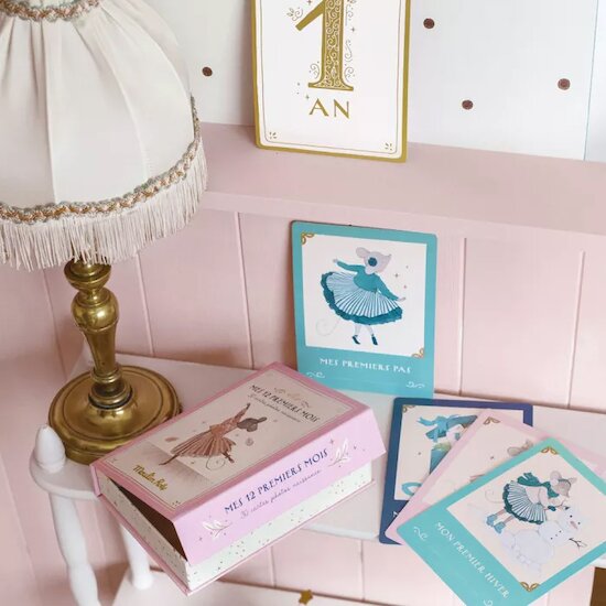 La Petite École de Danse Cartes 12 mois   Rose        de               Moulin Roty