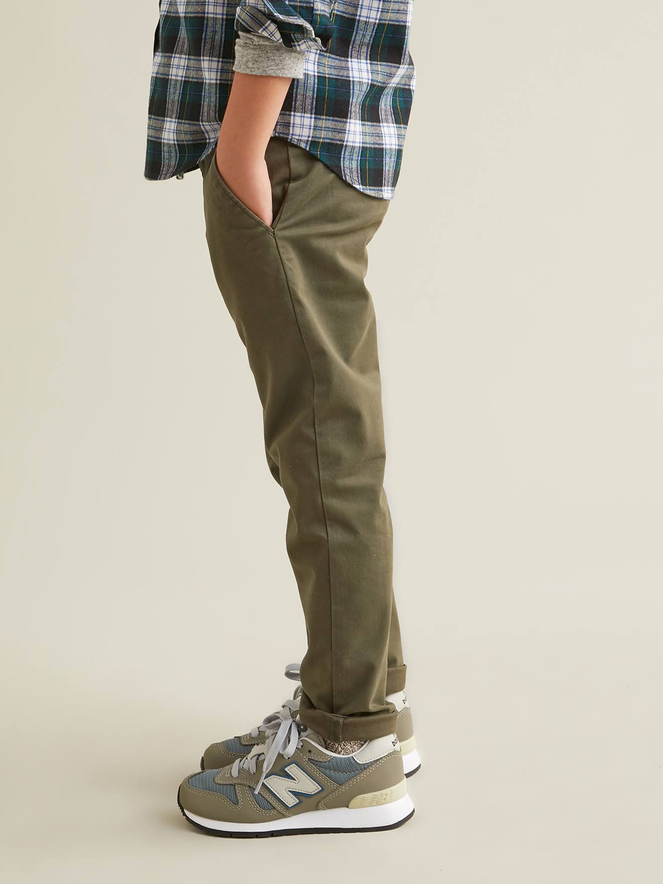 Calças estilo chino para meninos
