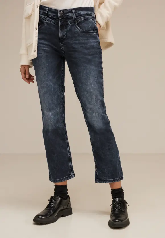 Casual Fit Kick Flared Jeans - blue black random wash