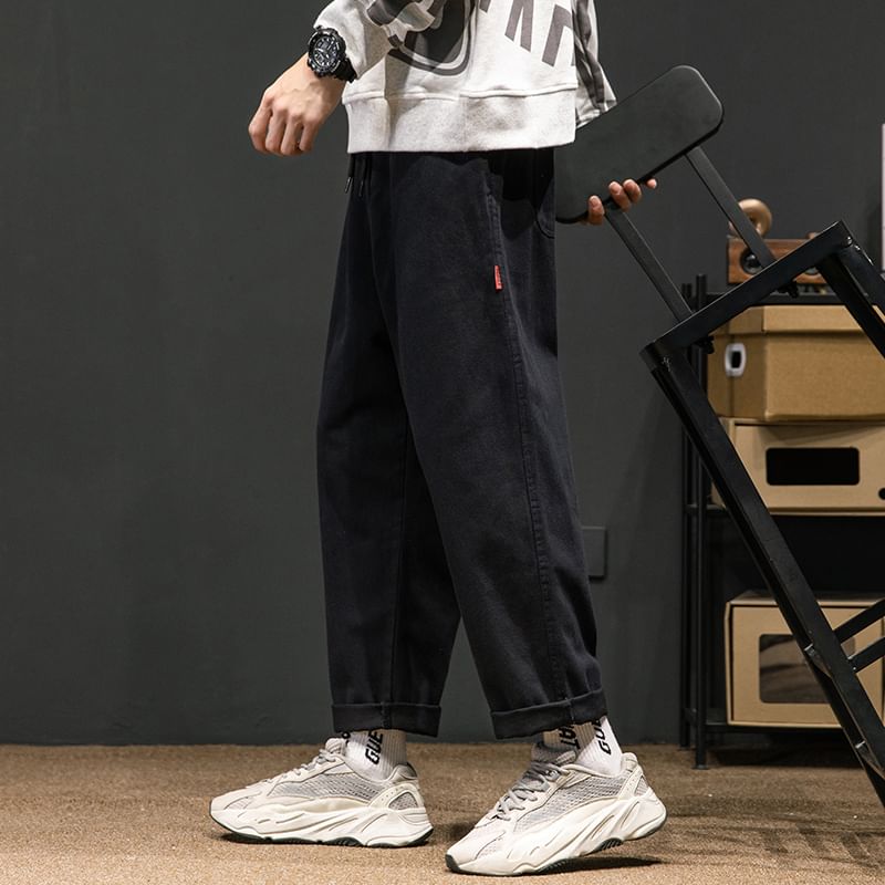 Priam - Mid Rise Plain Cropped Tapered Pants