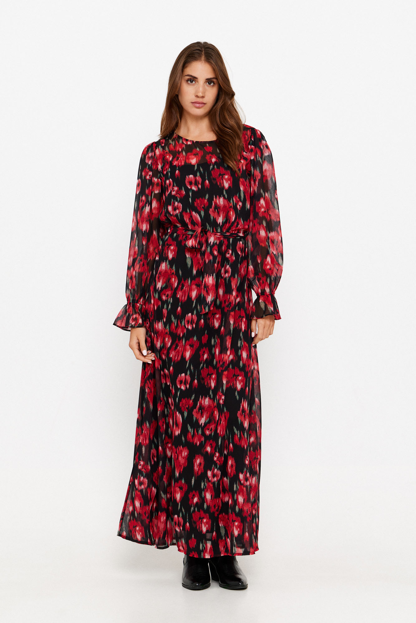Vestido longo com gola redonda