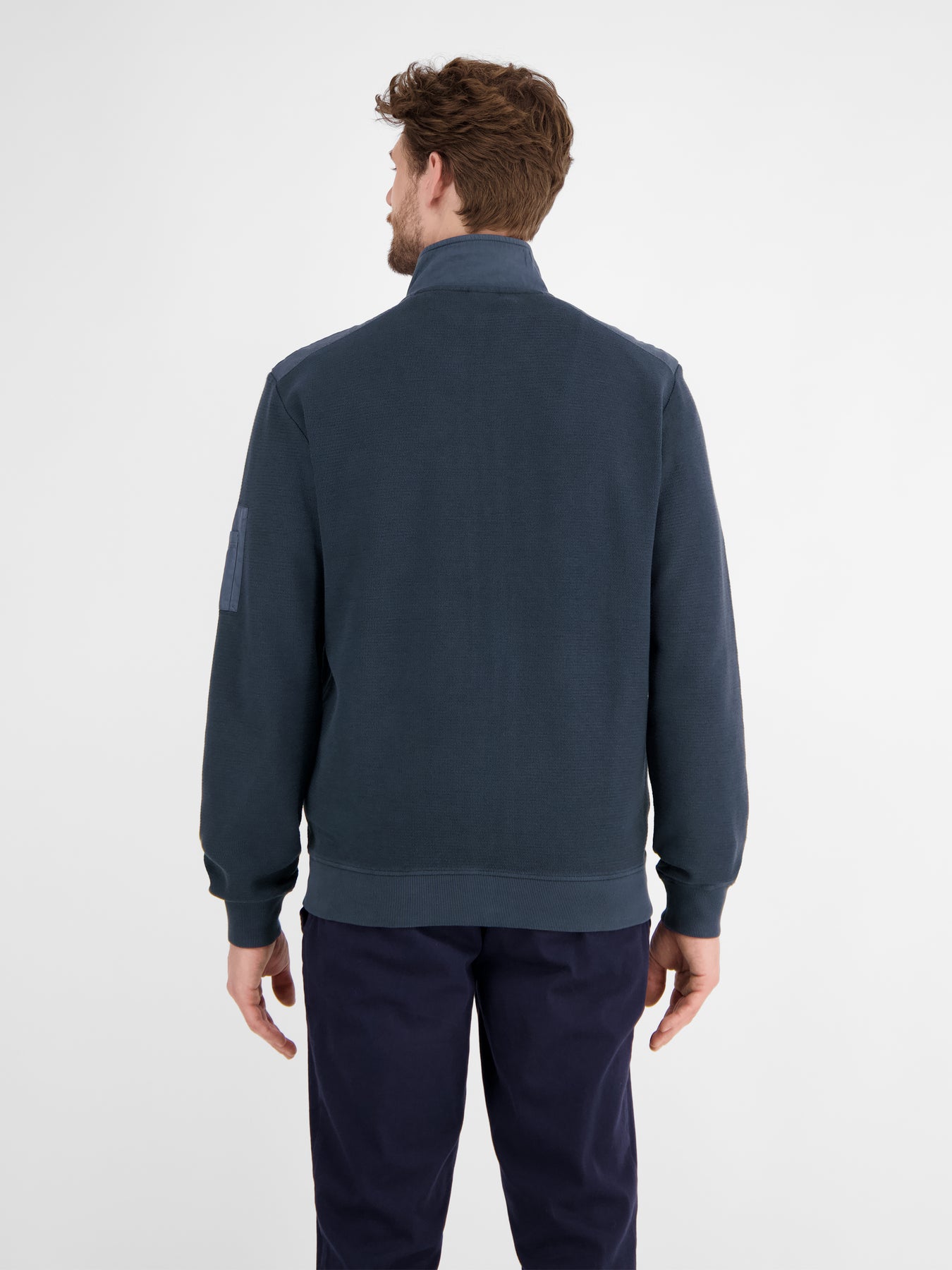 Sweatjacke in Zig-Zag-Struktur