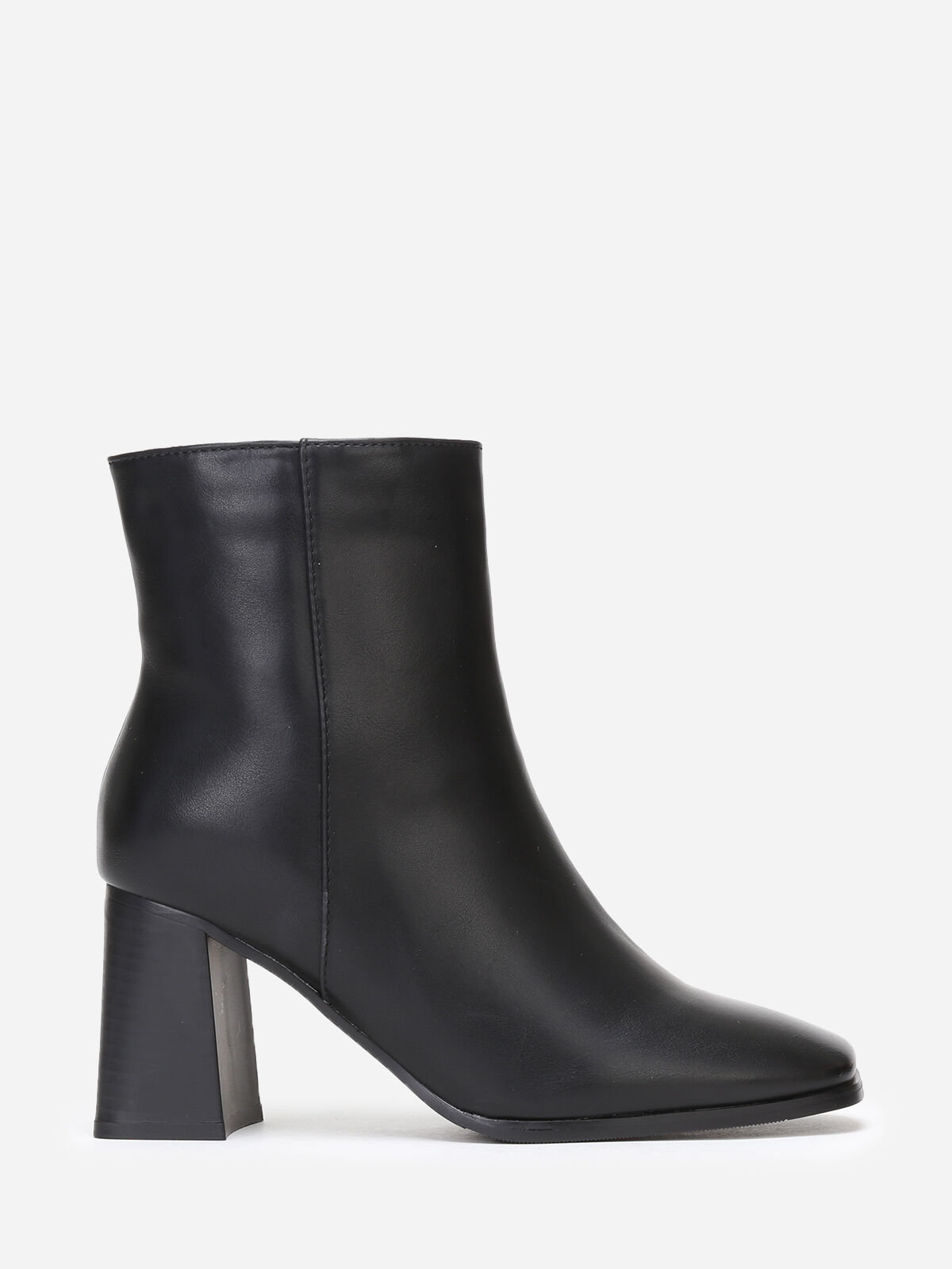 Bottines à bout carré et large talon- Noir