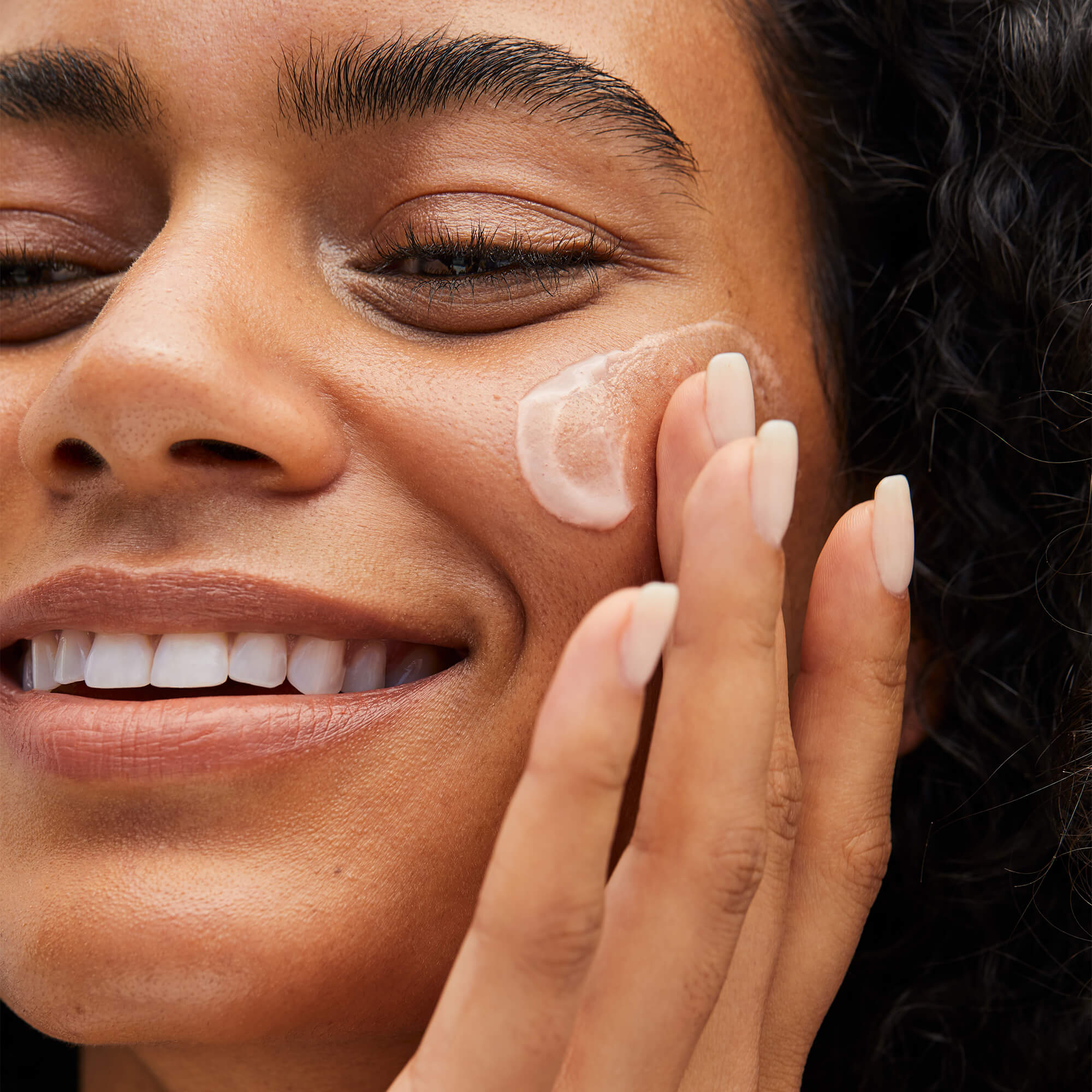 RMS Beauty Re-Evolve Radiance Locking Primer Base de Teint Éclat