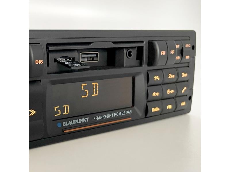 Blaupunkt Autoradio Frankfurt RCM82DAB, 1 DIN Das neu aufgelegte Kult-Autoradio aus den 90ern mit modernster Technik und vielen neuen Features