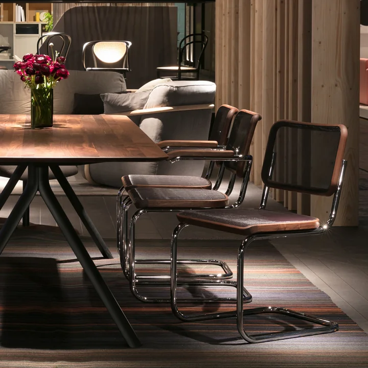 Thonet - S 64 N Armlehnstuhl, Walnuss geölt / Chrom / Netzgewebe schwarz (Pure Materials)