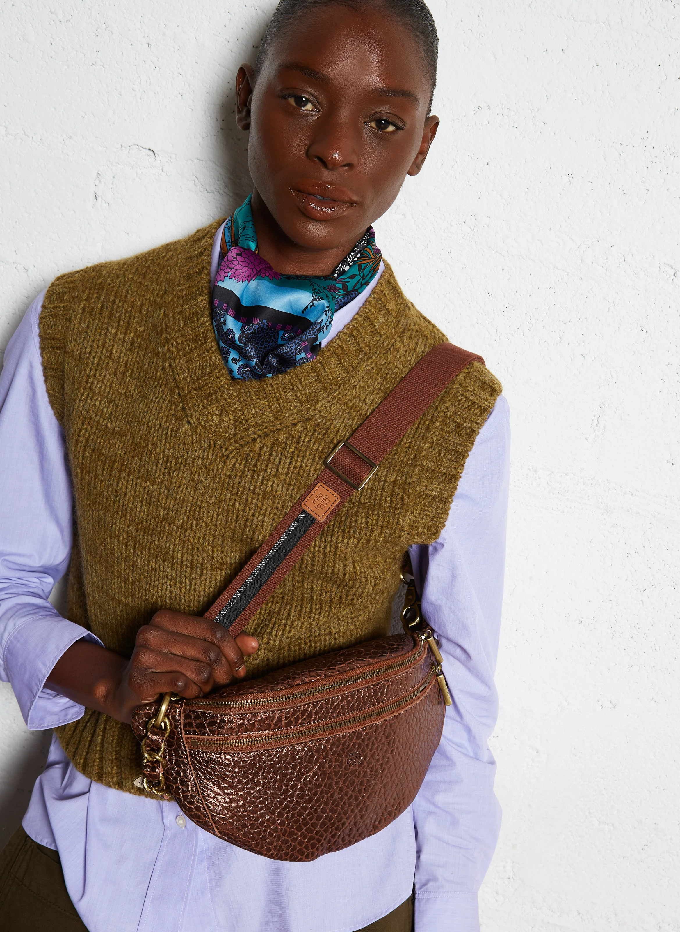 PETRA - Sac banane en cuir| Marron