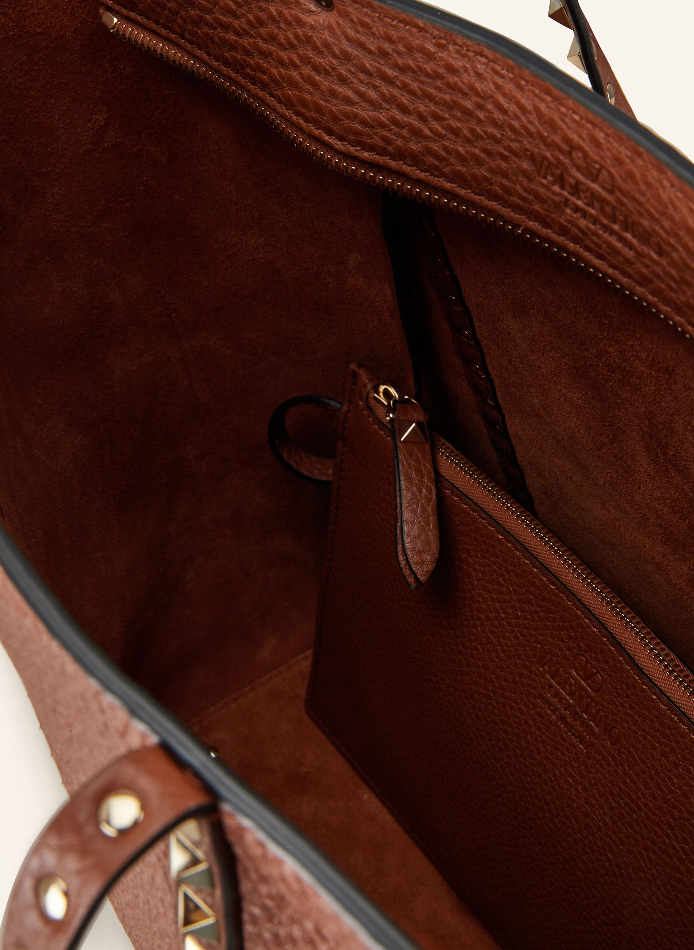 VALENTINO GARAVANI Shopper ROCKSTUD mit Pouch und Nieten